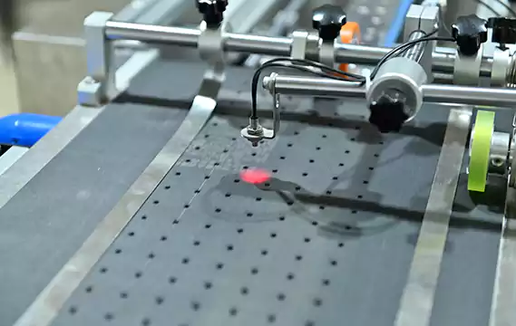 Cardboard Feeder Machine(2)