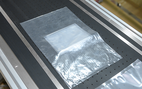 plastic-bag-feeder-machine(1)